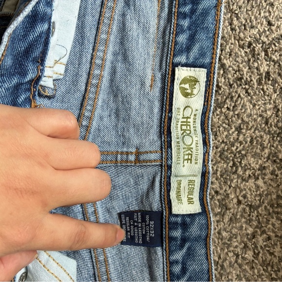 3/$25  Men's Straight Blue Jeans - Picture 2 of 2